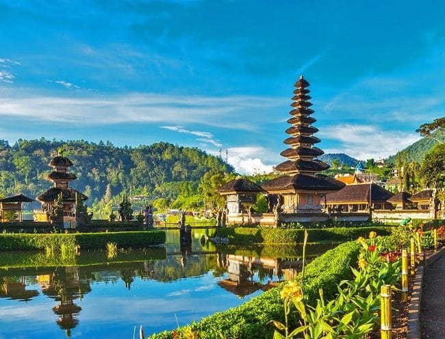 How to survive that first week back at work! 3 Bali